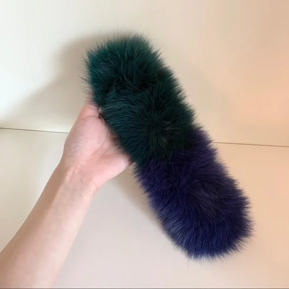 Charlotte Simone fox fur bracelet - Picture 2 of 11